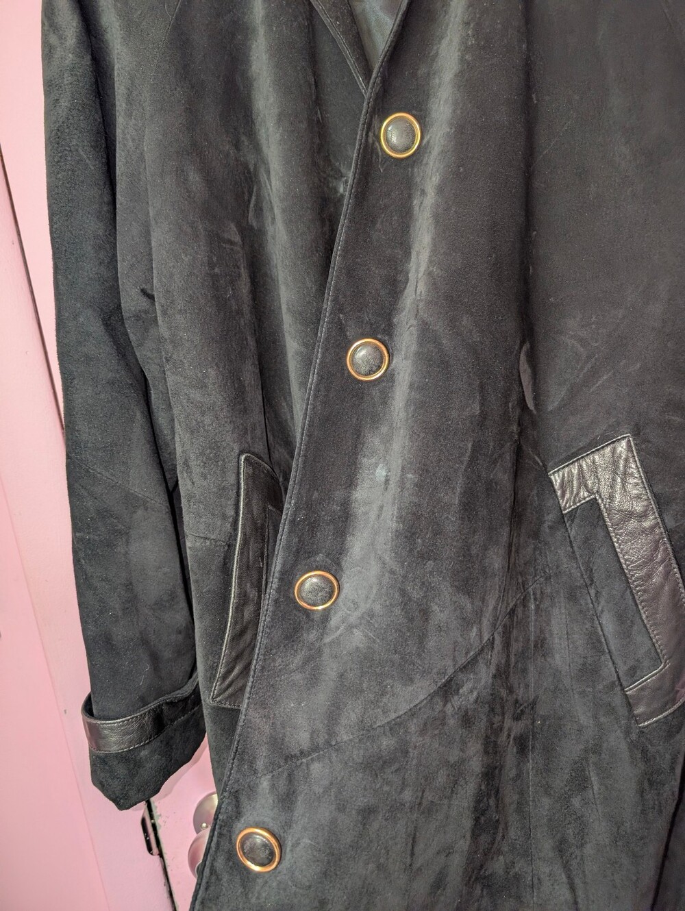 *Sold Vintage Danier Black Suede Trench Coat Fits XL/2X - Picture 5 of 6